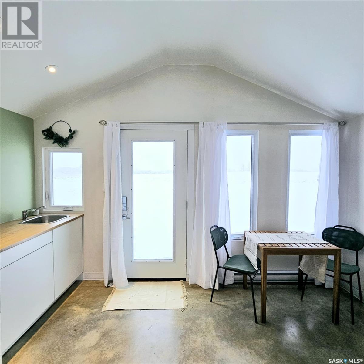 1 Beck Street, Dubuc, Saskatchewan  S0A 0R0 - Photo 4 - SK988395