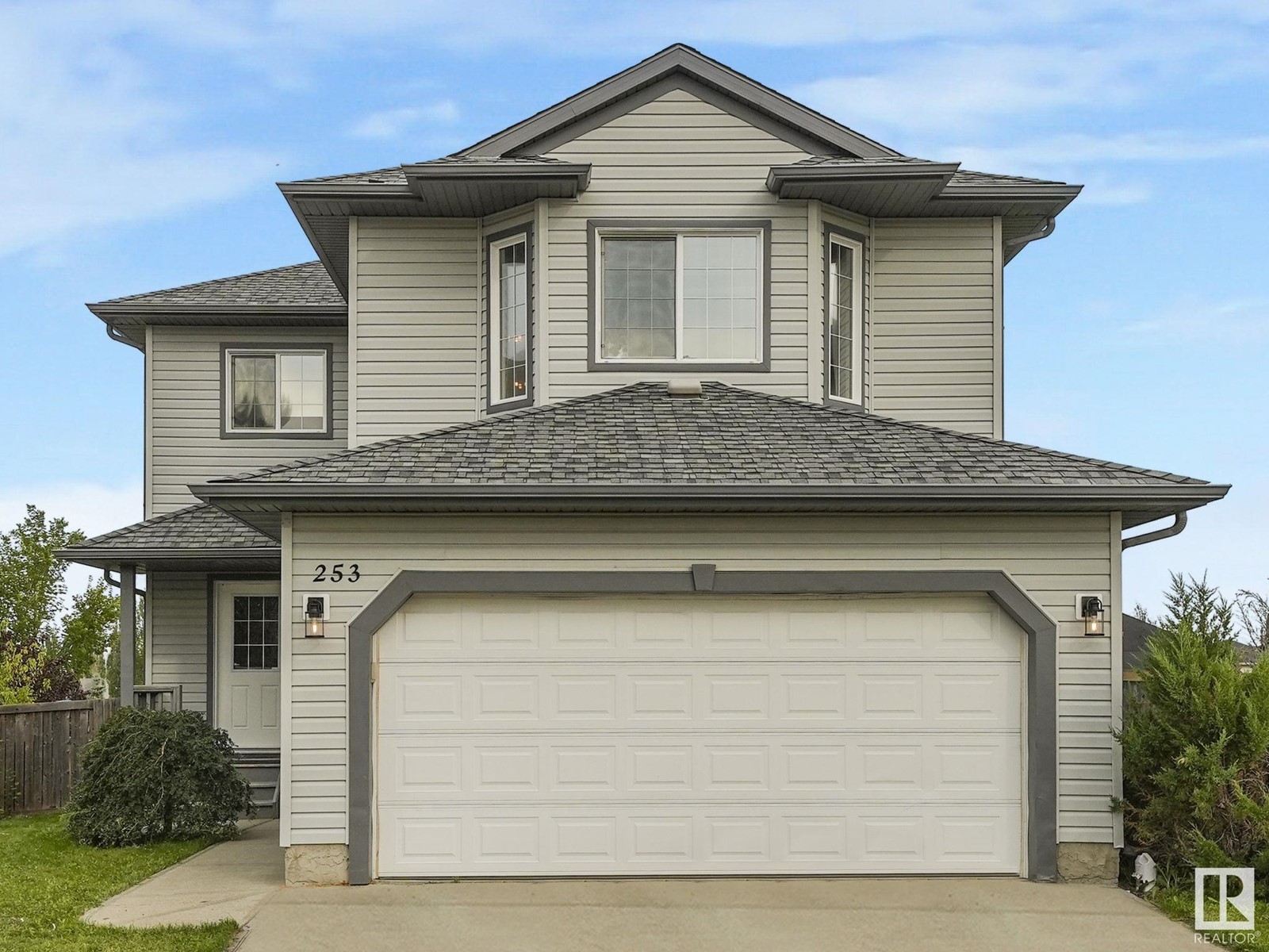 253 HENDERSON LI, Spruce Grove, Alberta