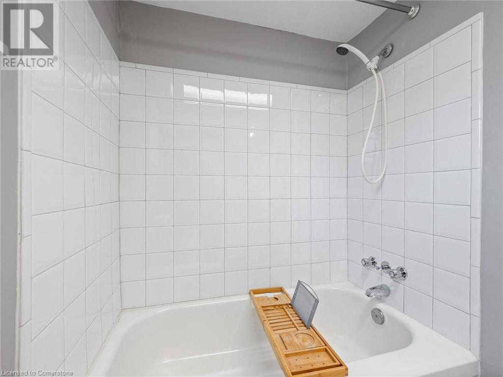 124 Eastbourne Avenue, Hamilton, Ontario  L8M 2M8 - Photo 30 - 40679141