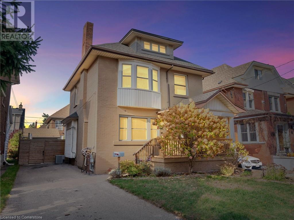 124 Eastbourne Avenue, Hamilton, Ontario  L8M 2M8 - Photo 1 - 40679141