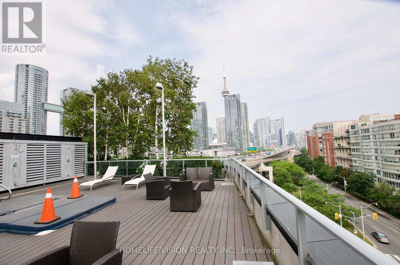 2116 - 38 Dan Leckie Way, Toronto, Ontario  M5V 2V6 - Photo 33 - C9382408