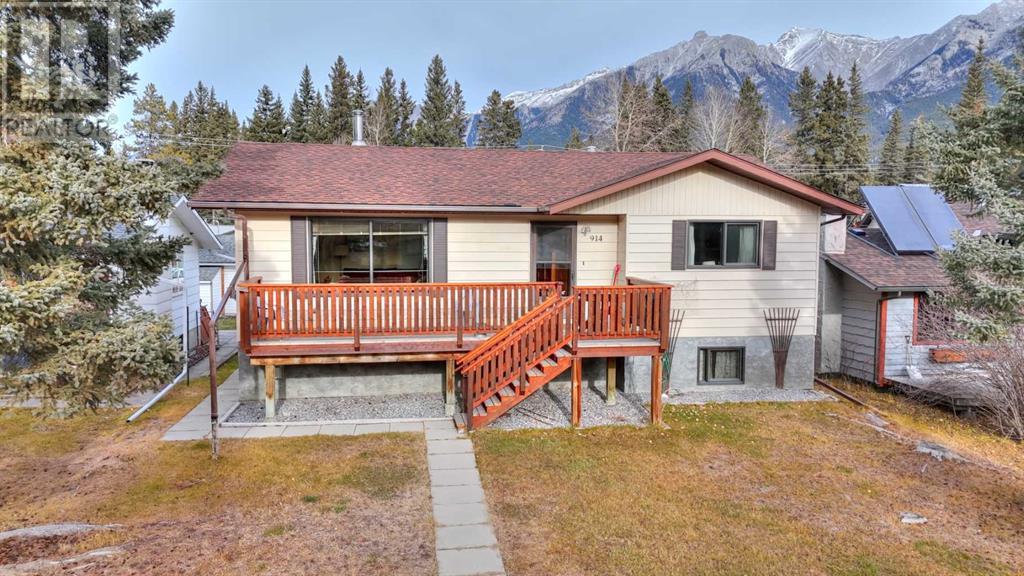 914 15th Street, Canmore, Alberta