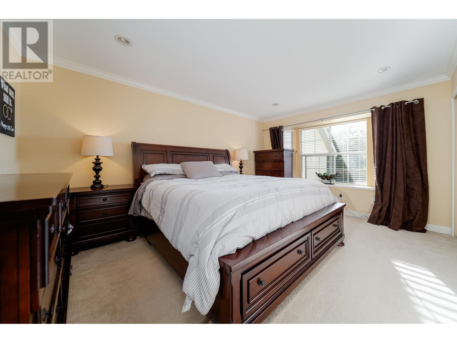 Listing Picture 13 of 38 : 8481 PORTSIDE COURT, Vancouver / 溫哥華 - 魯藝地產 Yvonne Lu Group - MLS Medallion Club Member