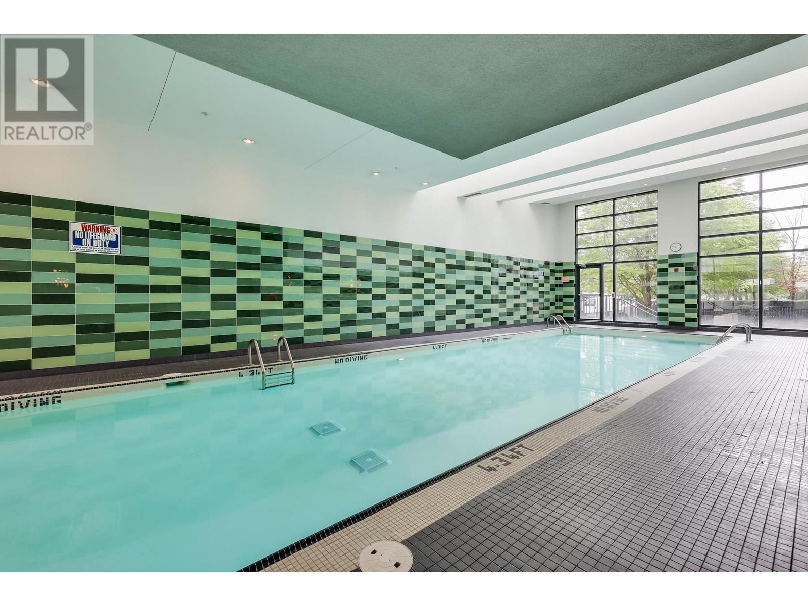 Listing Picture 10 of 19 : 503 8 SMITHE MEWS, Vancouver / 溫哥華 - 魯藝地產 Yvonne Lu Group - MLS Medallion Club Member