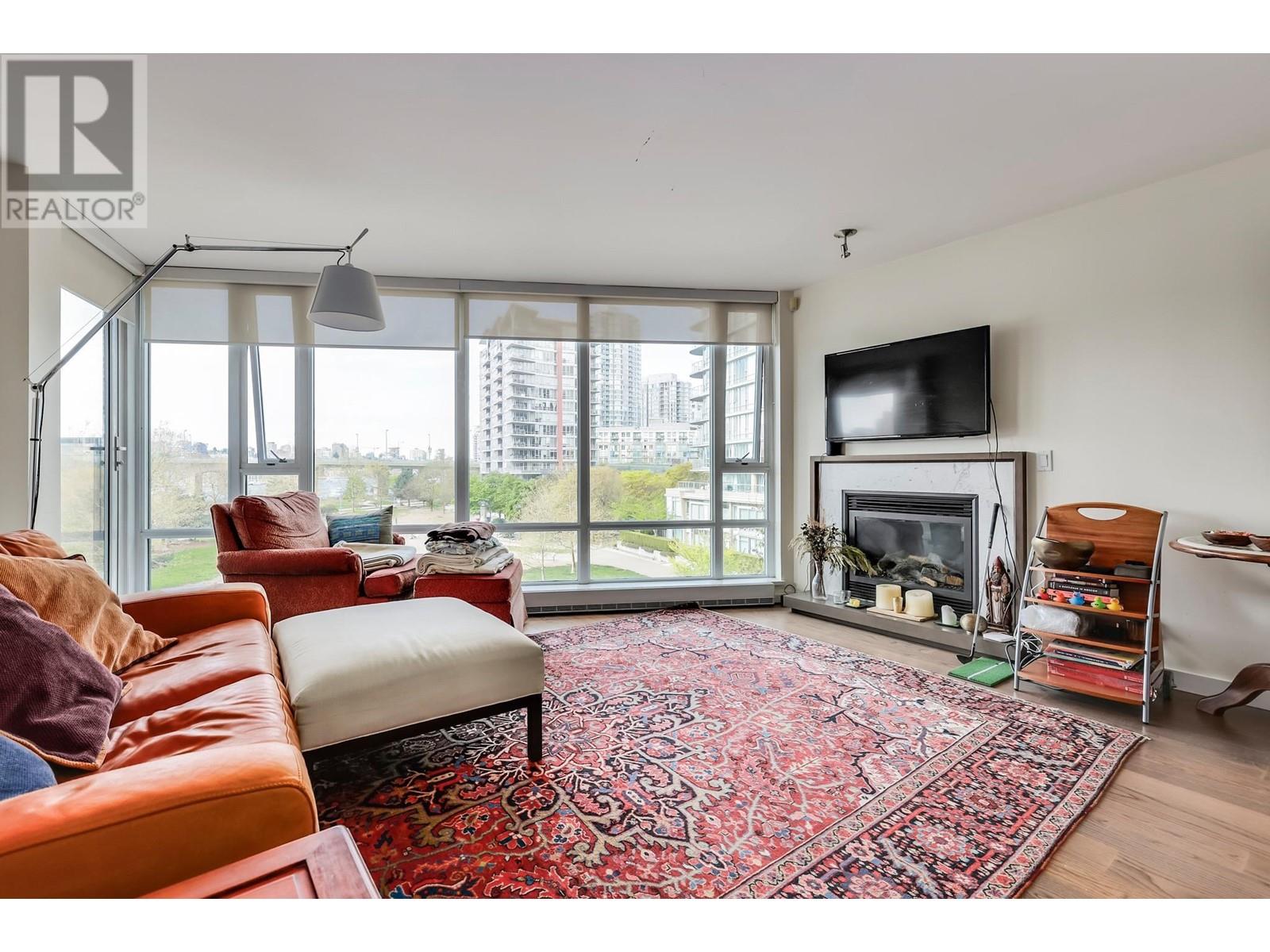 Listing Picture 7 of 19 : 503 8 SMITHE MEWS, Vancouver / 溫哥華 - 魯藝地產 Yvonne Lu Group - MLS Medallion Club Member