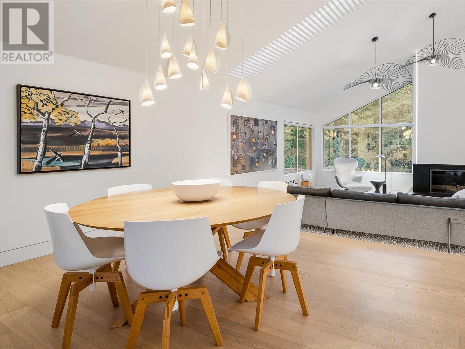 6343 Fairway Drive, Whistler, British Columbia  V8E 0C9 - Photo 6 - R2945681