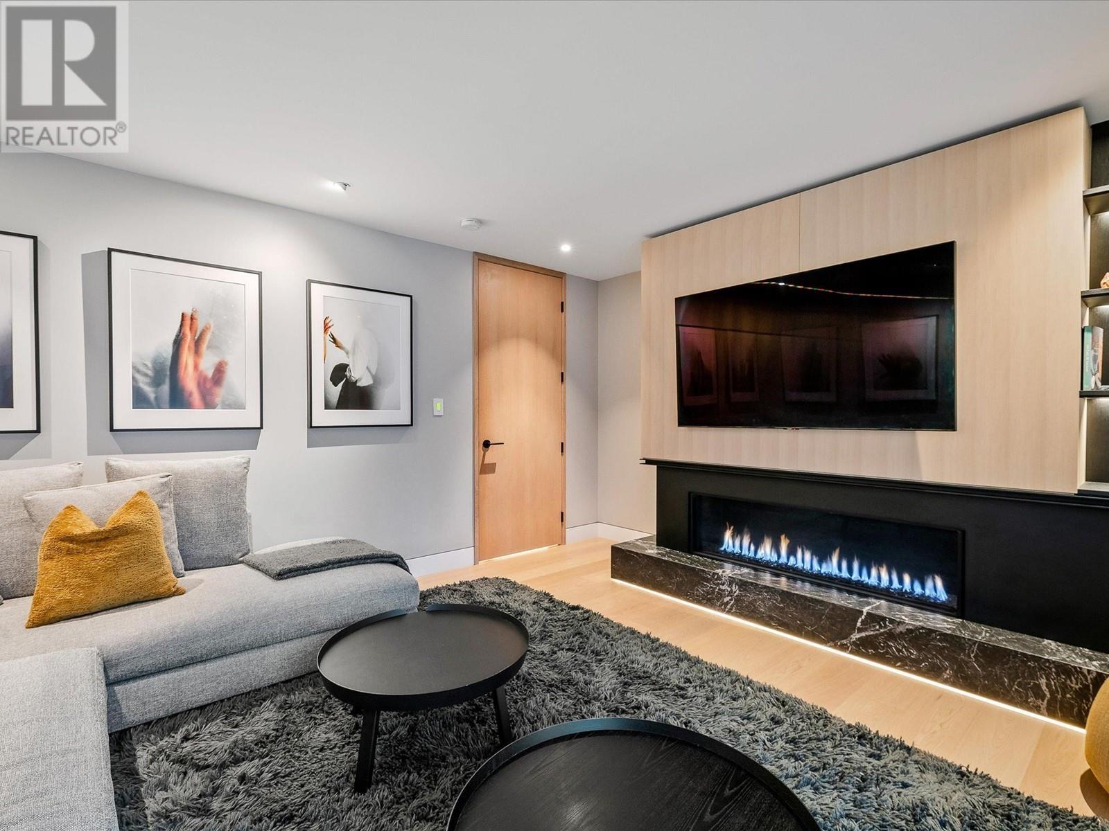 6343 Fairway Drive, Whistler, British Columbia  V8E 0C9 - Photo 9 - R2945681