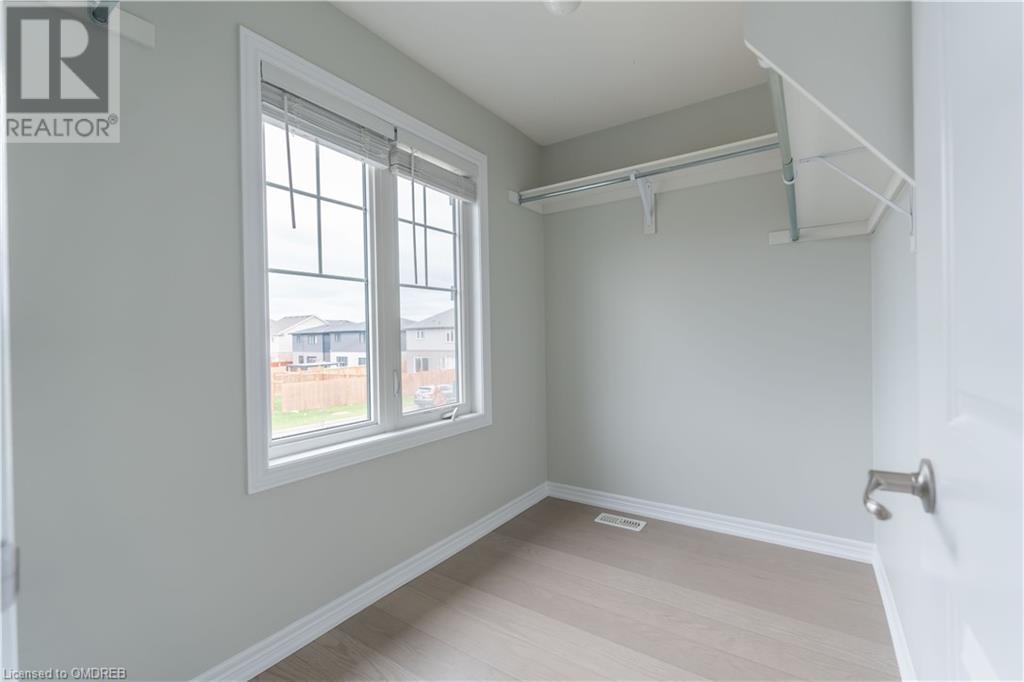 84 Haney Drive, Thorold, Ontario  L2V 0G7 - Photo 14 - 40679311