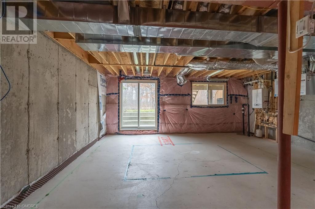 84 Haney Drive, Thorold, Ontario  L2V 0G7 - Photo 3 - 40679311