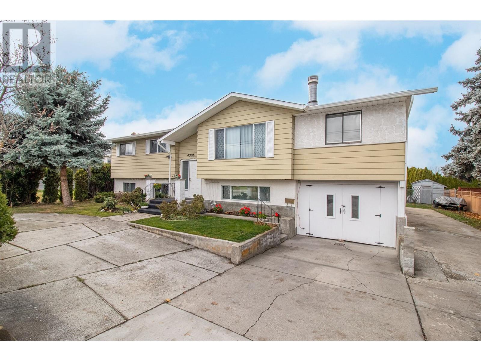 4306 Gordon Drive, kelowna, British Columbia