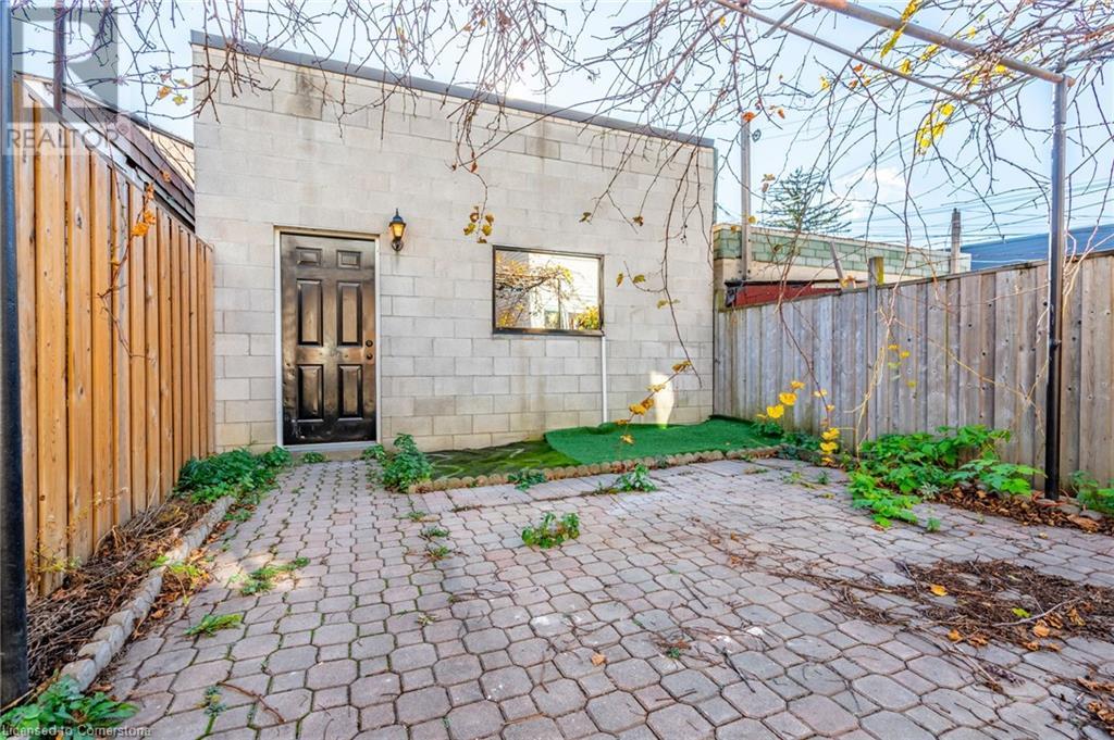 135 Hope Street, Toronto, Ontario  M6E 1K2 - Photo 34 - 40678850