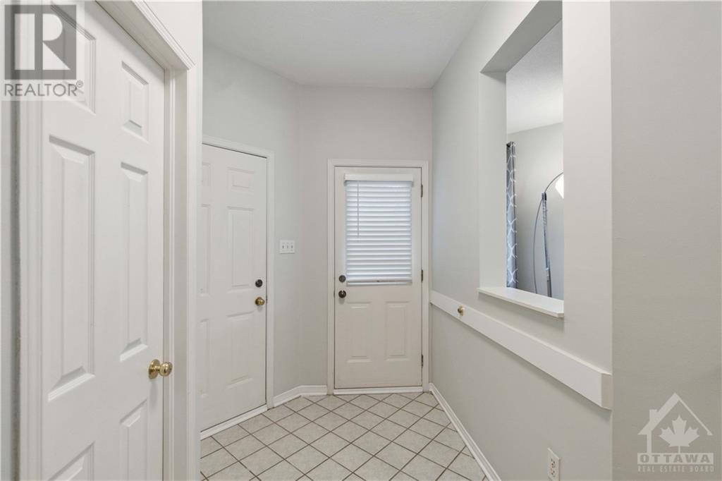 103 Blackdome Circle, Ottawa, Ontario  K2T 1B1 - Photo 2 - 1420798