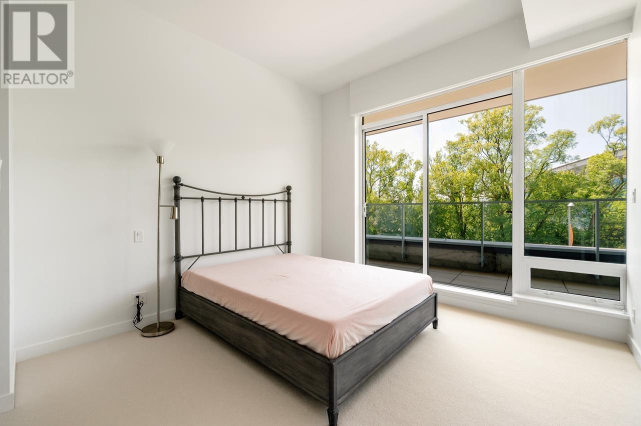 Listing Picture 16 of 26 : 204 6622 PEARSON WAY, Richmond / 烈治文 - 魯藝地產 Yvonne Lu Group - MLS Medallion Club Member