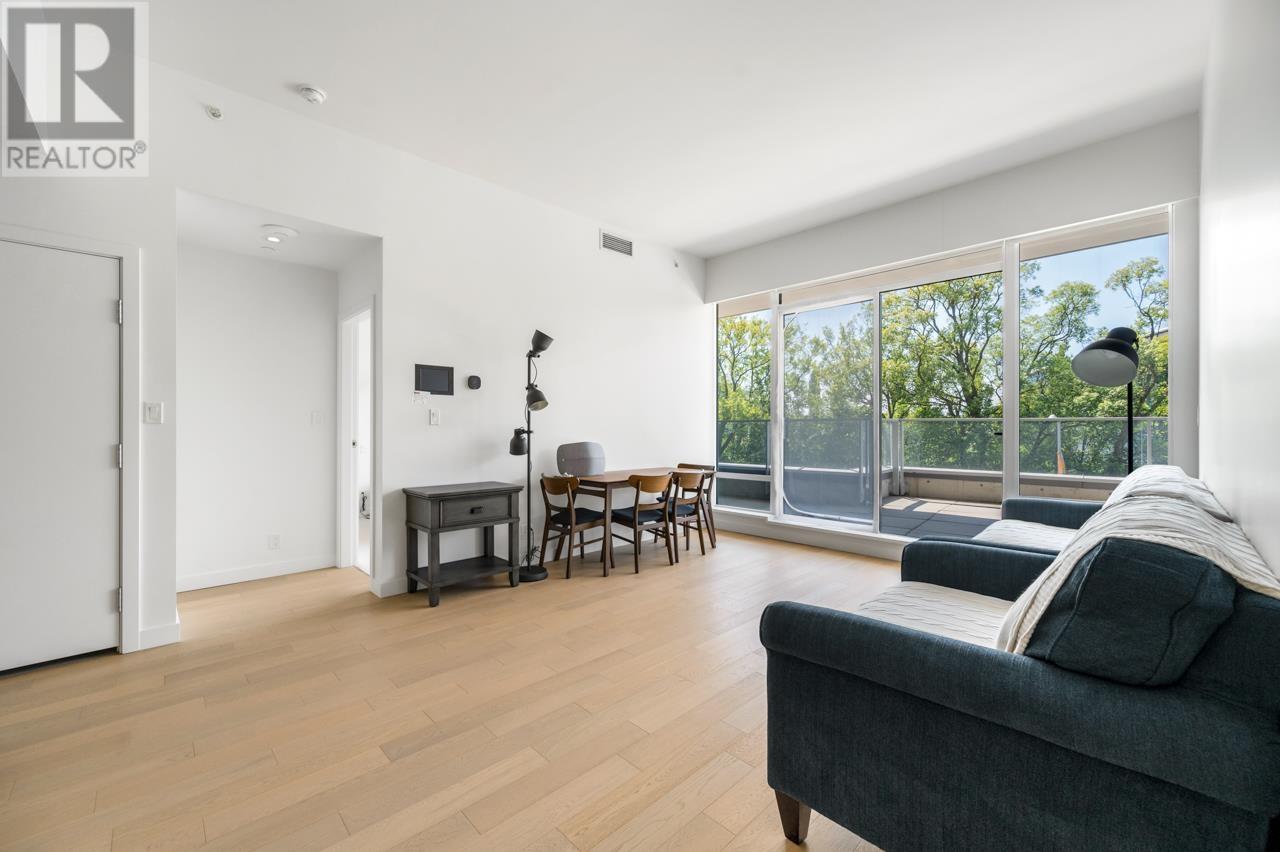 Listing Picture 12 of 26 : 204 6622 PEARSON WAY, Richmond / 烈治文 - 魯藝地產 Yvonne Lu Group - MLS Medallion Club Member