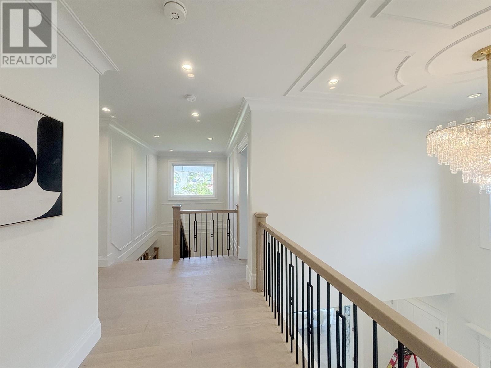 Listing Picture 16 of 26 : 9977 SULLIVAN STREET, Burnaby / 本拿比 - 魯藝地產 Yvonne Lu Group - MLS Medallion Club Member