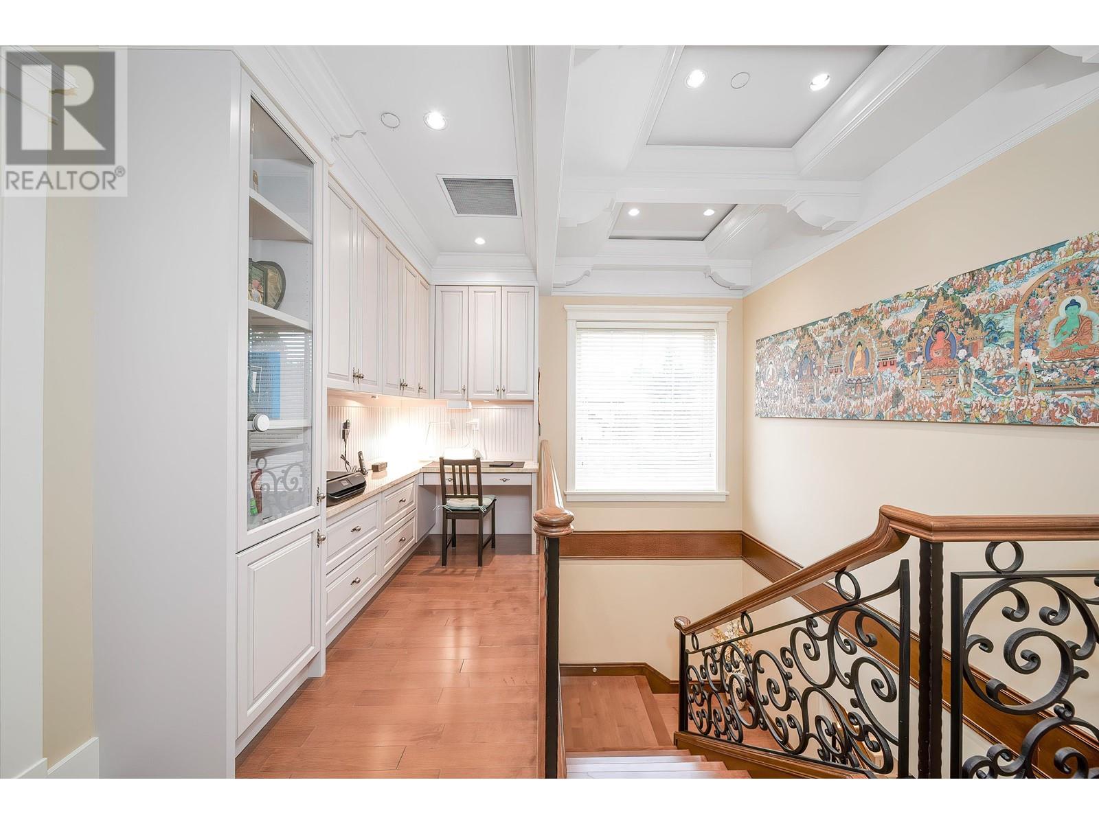 Listing Picture 23 of 40 : 3996 W 31ST AVENUE, Vancouver / 溫哥華 - 魯藝地產 Yvonne Lu Group - MLS Medallion Club Member