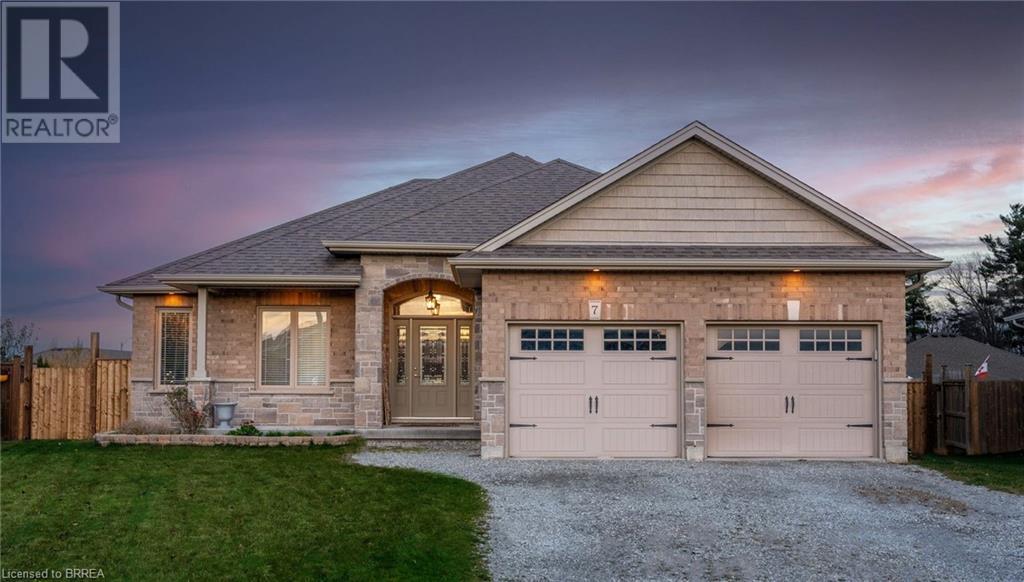 7 CAVENDISH Court, simcoe, Ontario