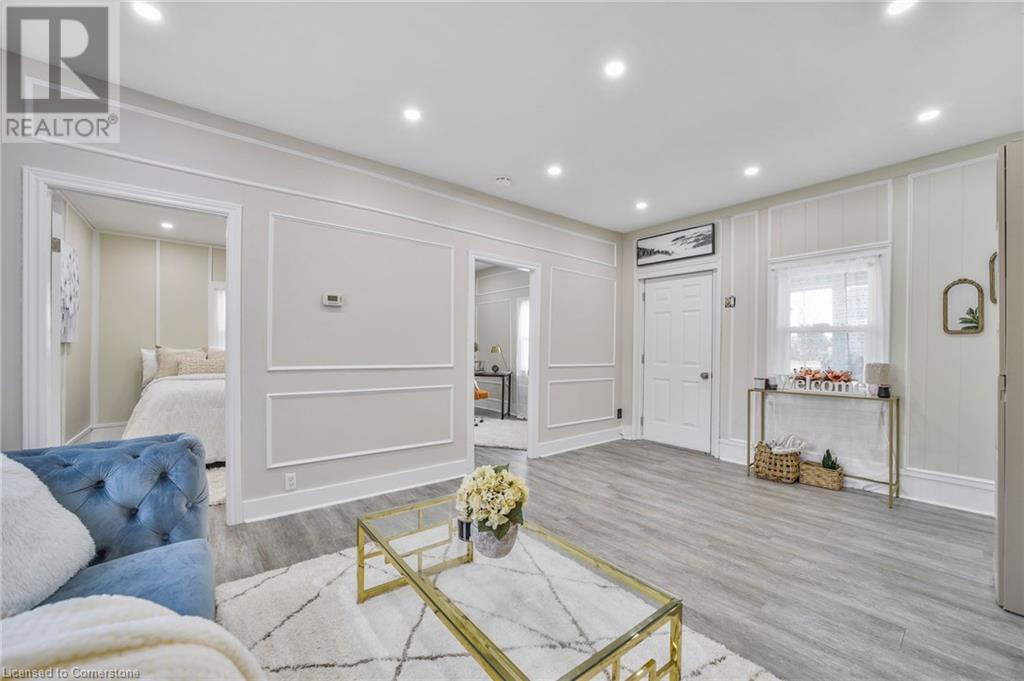 28 Forsythe Street, Fort Erie, Ontario  L2A 1X2 - Photo 6 - 40679320