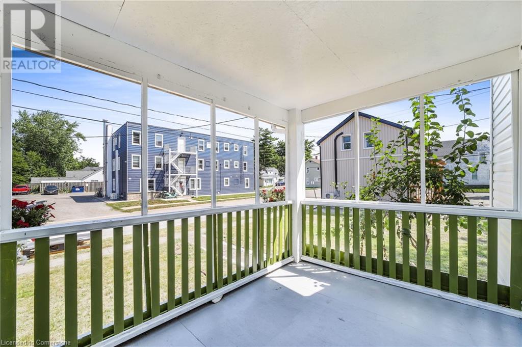 28 Forsythe Street, Fort Erie, Ontario  L2A 1X2 - Photo 7 - 40679320