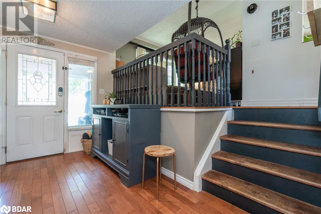 6 Huron Street, Barrie, Ontario  L4M 5H3 - Photo 4 - 40676998