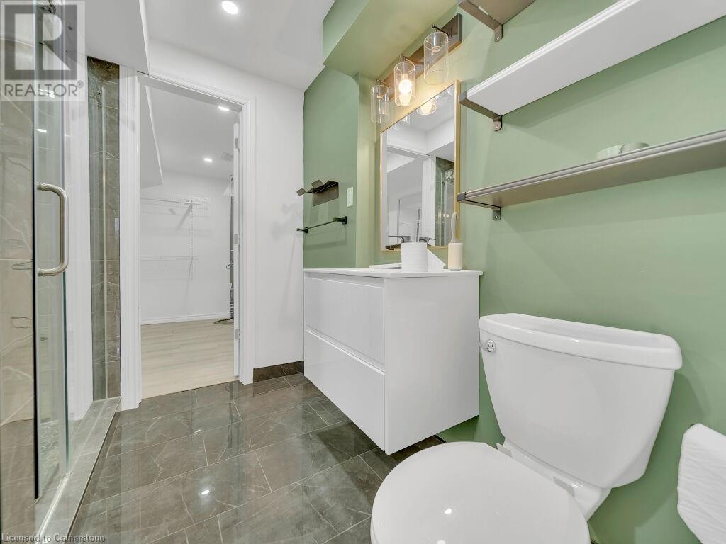 8 Pony Way, Kitchener, Ontario  N2R 1R2 - Photo 31 - 40678532