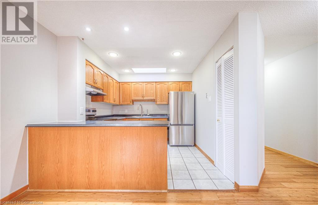 20 Ellen Street E Unit# 703, Kitchener, Ontario  N2H 6R7 - Photo 18 - 40678998