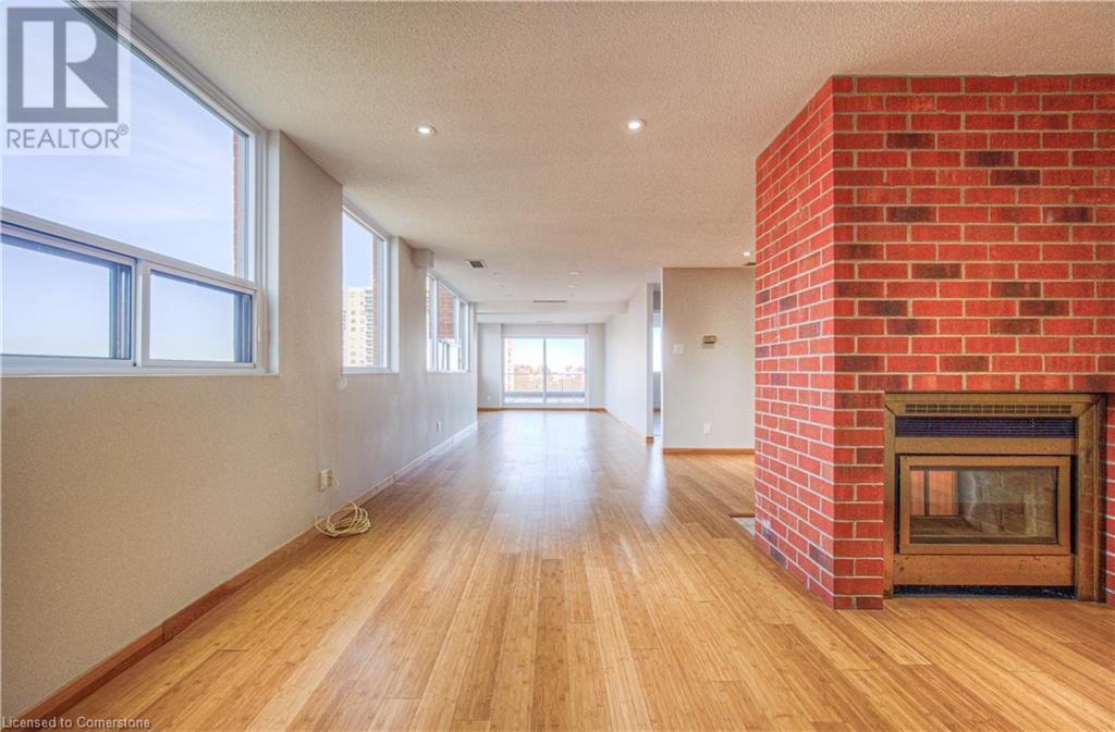 20 Ellen Street E Unit# 703, Kitchener, Ontario  N2H 6R7 - Photo 7 - 40678998