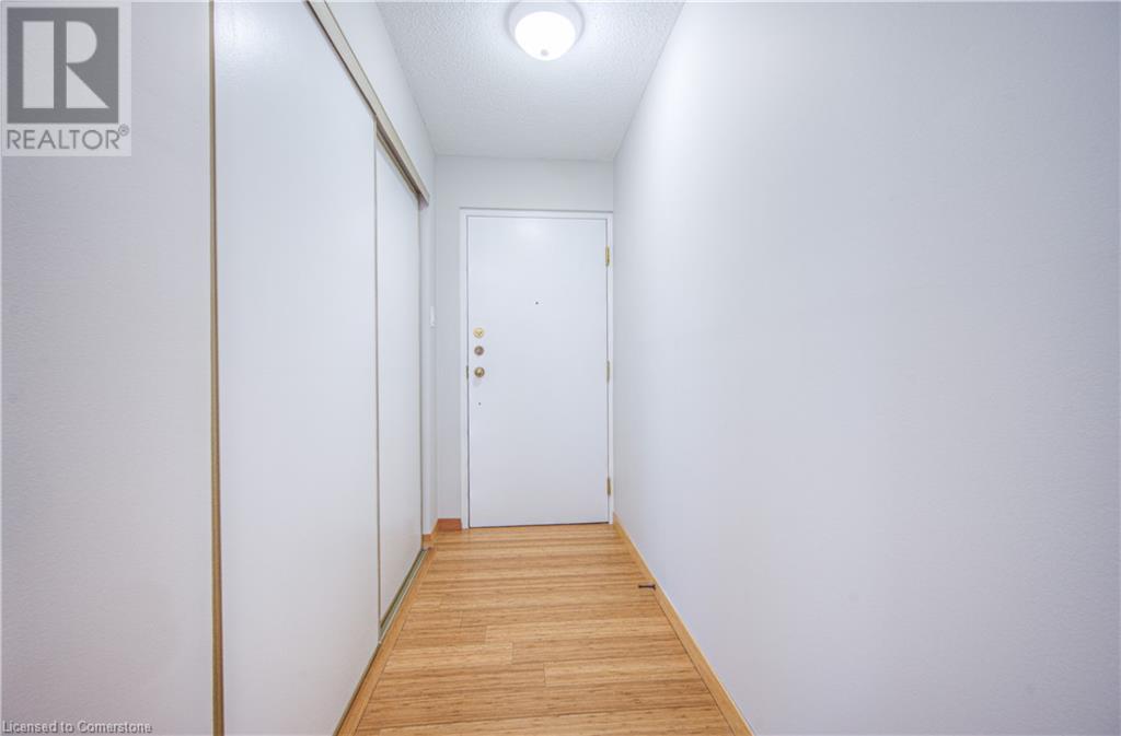 20 Ellen Street E Unit# 703, Kitchener, Ontario  N2H 6R7 - Photo 8 - 40678998