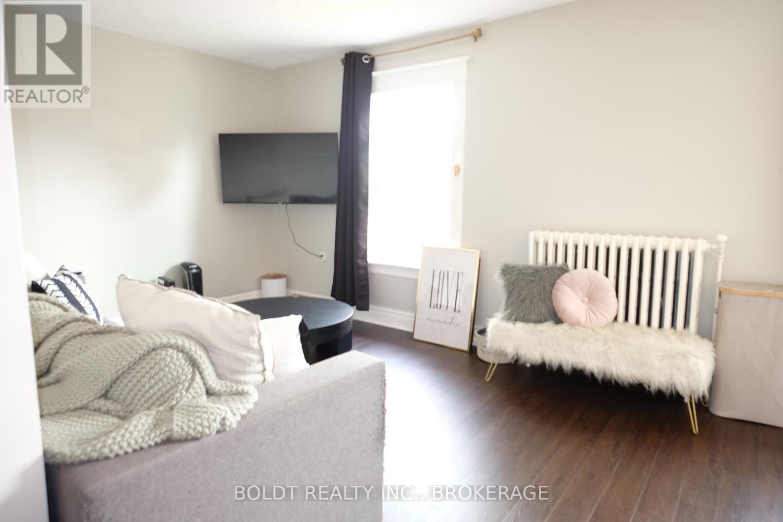 2 - 5029 Fourth Avenue, Niagara Falls, Ontario  L2E 4P5 - Photo 6 - X10431870