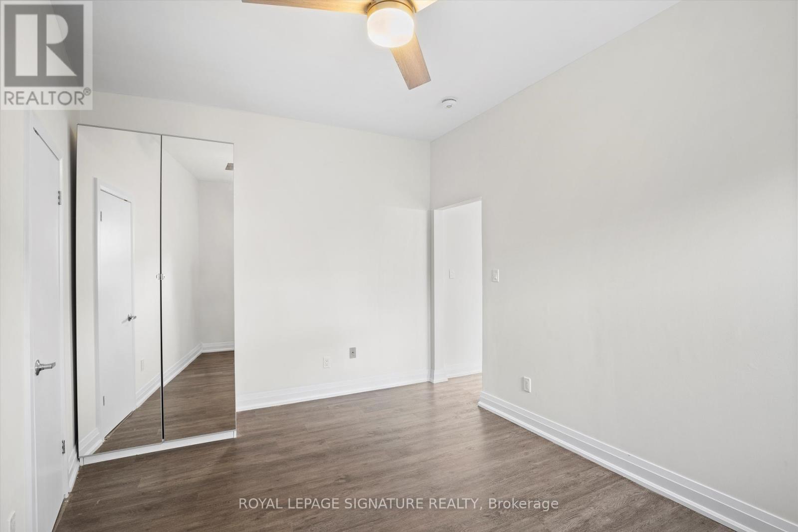 4 - 2563 Dundas Street W, Toronto, Ontario  M6P 1X6 - Photo 2 - W10431907