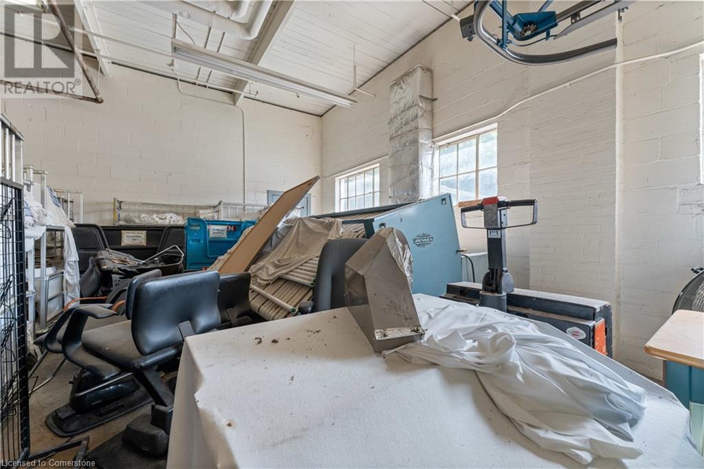 455 Cumberland AvenueHamilton, Ontario  L8M 2A8 - Photo 35 - 40679406