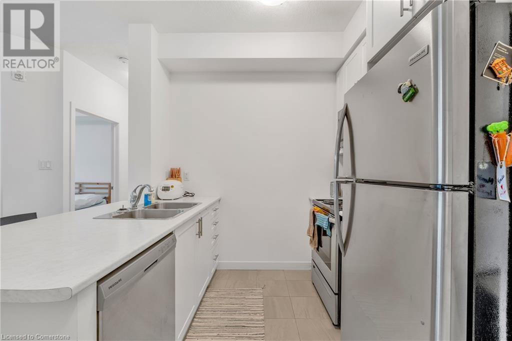 101 Shoreview Place Unit# 212, Stoney Creek, Ontario  L8E 0K2 - Photo 8 - 40678747