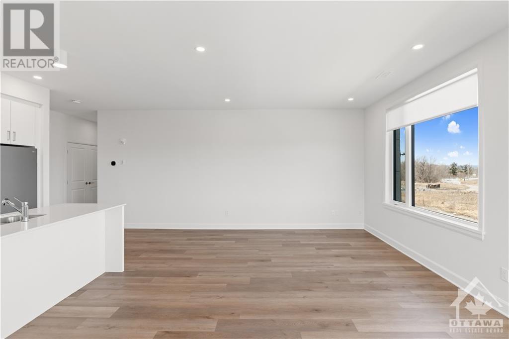 101 - 655 Wanaki Road, Ottawa, Ontario  K1K 5B4 - Photo 6 - X10432066