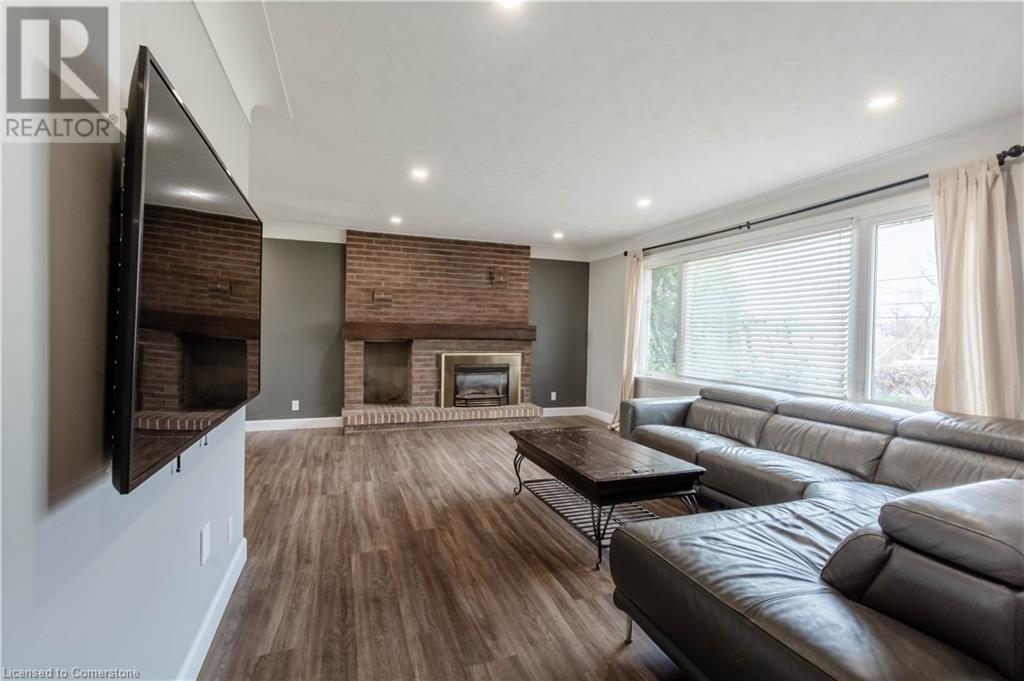 8523 Dickenson Road, Mount Hope, Ontario  L0R 1W0 - Photo 11 - 40679377