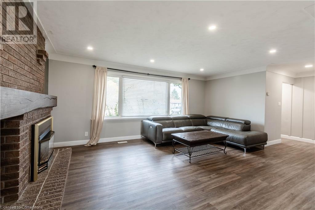 8523 Dickenson Road, Mount Hope, Ontario  L0R 1W0 - Photo 12 - 40679377