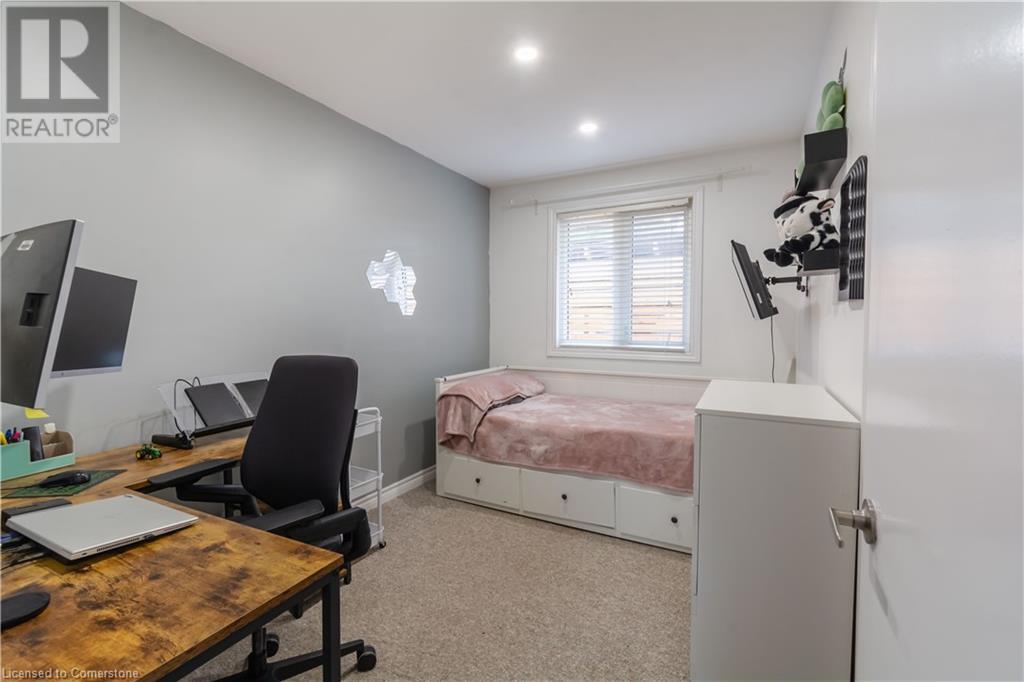 8523 Dickenson Road, Mount Hope, Ontario  L0R 1W0 - Photo 15 - 40679377