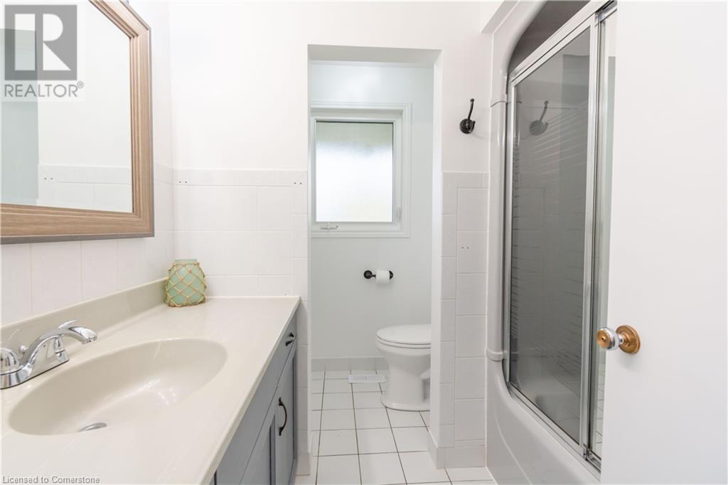 8523 Dickenson Road, Mount Hope, Ontario  L0R 1W0 - Photo 24 - 40679377