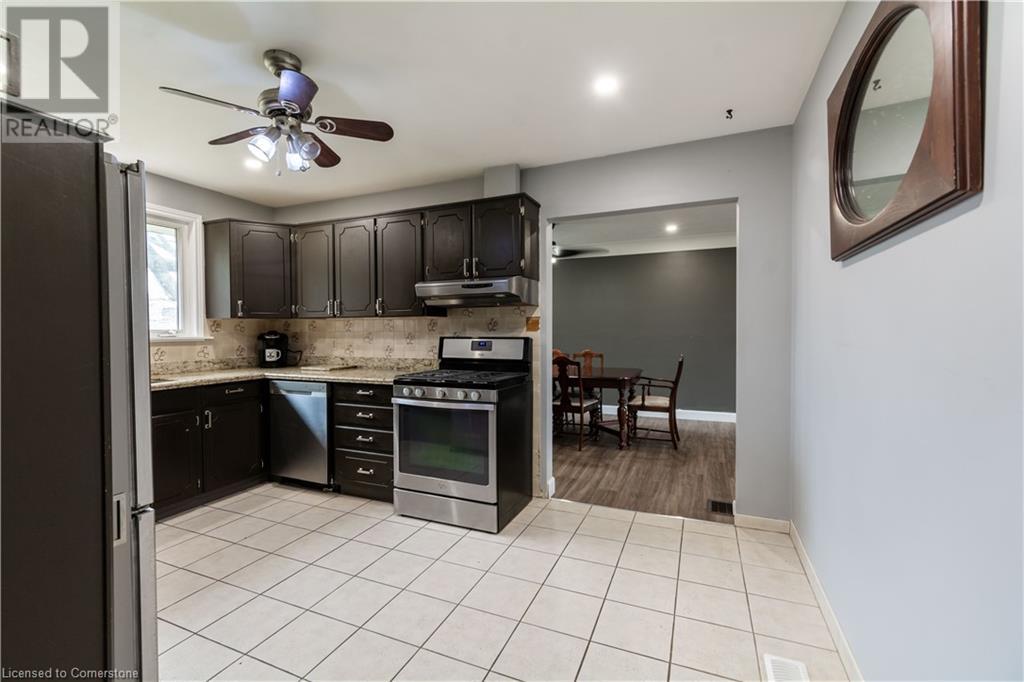 8523 Dickenson Road, Mount Hope, Ontario  L0R 1W0 - Photo 3 - 40679377