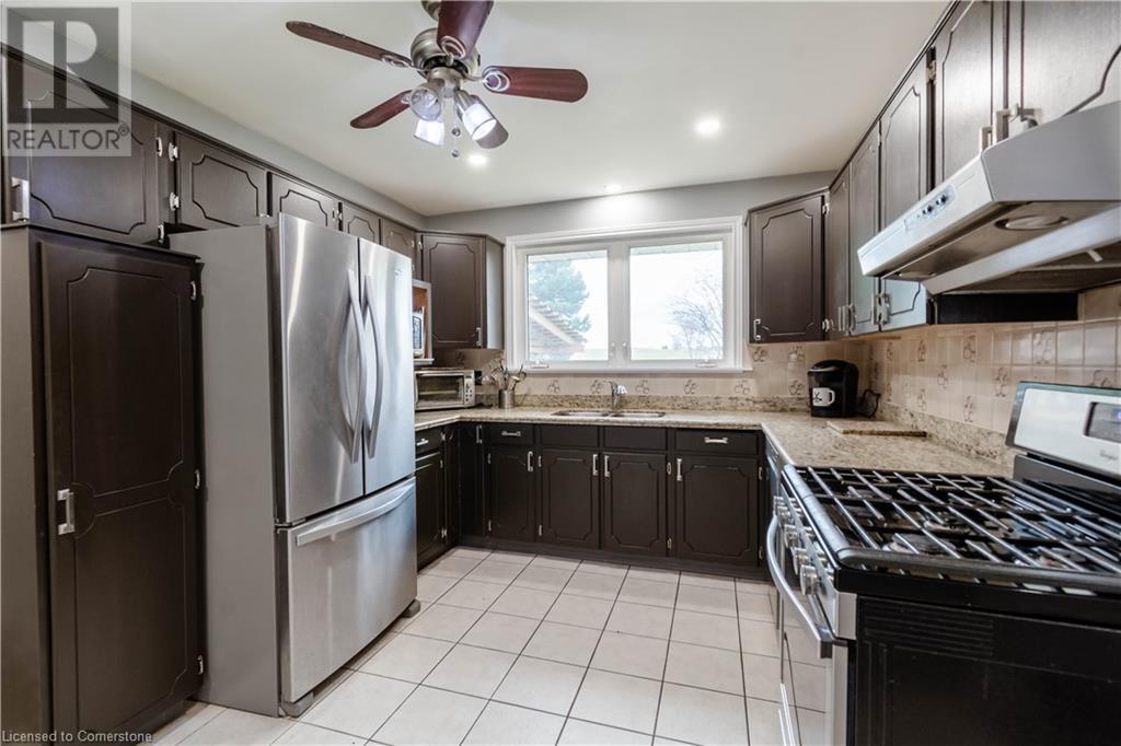 8523 Dickenson Road, Mount Hope, Ontario  L0R 1W0 - Photo 4 - 40679377