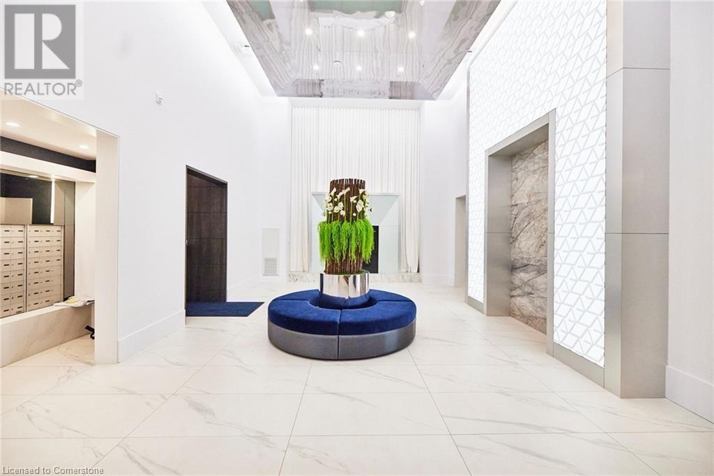 16 Concord Place Unit# 226, Grimsby, Ontario  L3M 4E8 - Photo 4 - 40675450