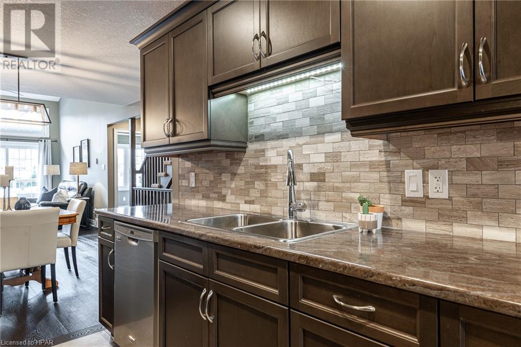 50 Galt Road Road Unit# 221, Stratford, Ontario  N5A 0B2 - Photo 8 - 40675558