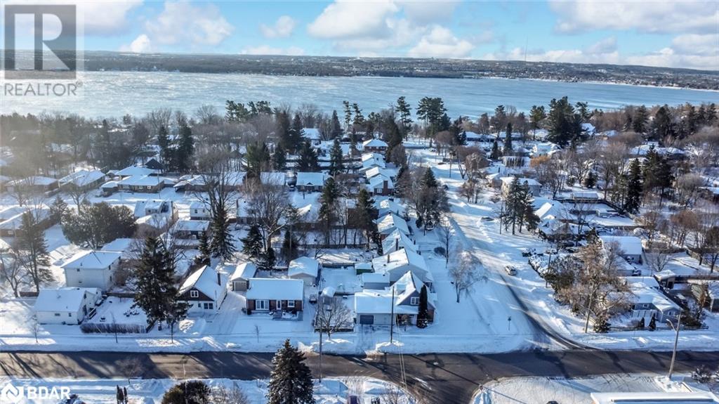 63 Nelson Street, Barrie, Ontario  L4M 4K1 - Photo 2 - 40679239