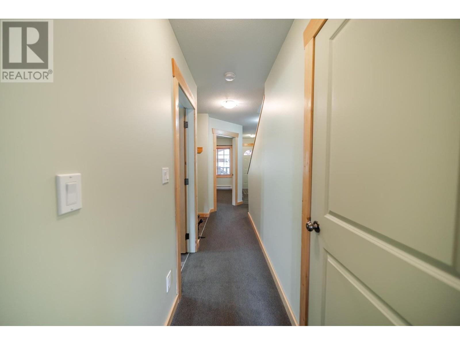 33 RIVERMOUNT Place Unit# 201D Fernie