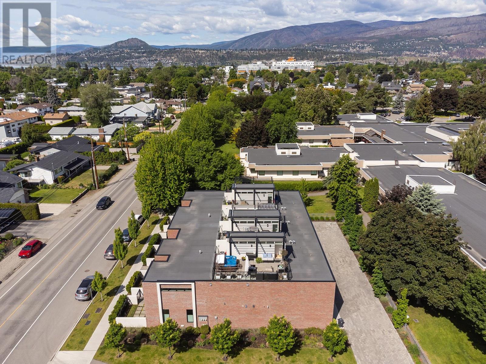 998 Guisachan Road Kelowna