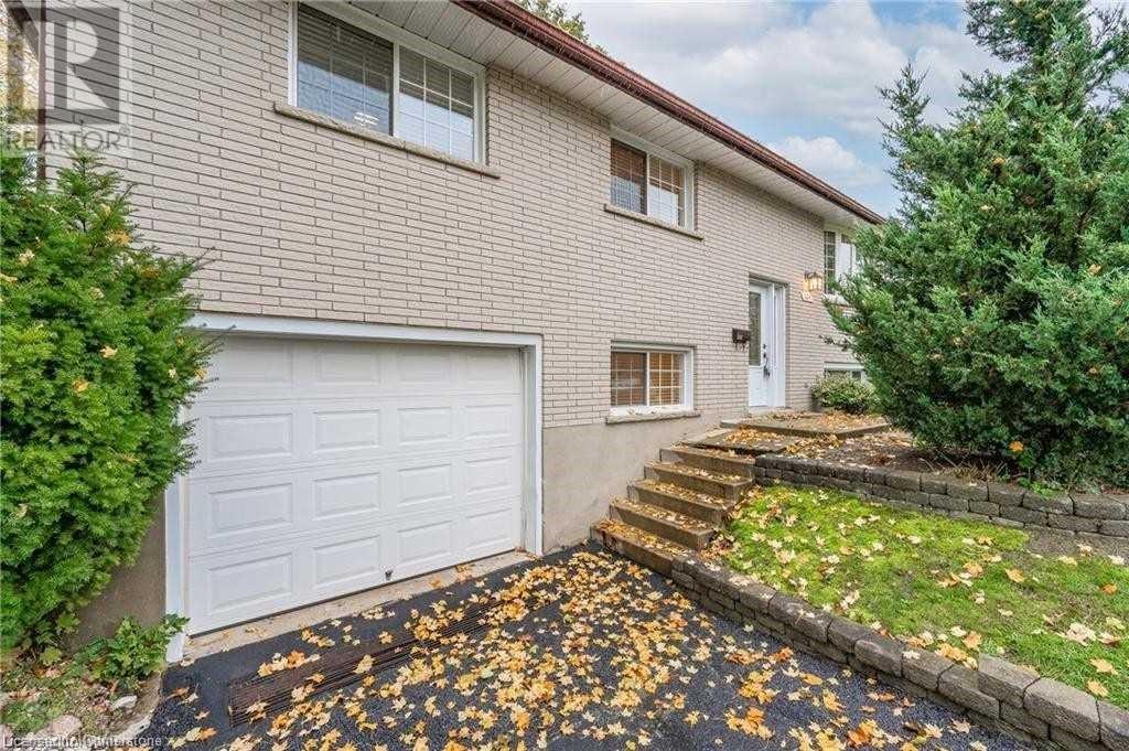 604 Glen Forrest Boulevard Unit# Upper, Waterloo, Ontario  N2L 4J8 - Photo 2 - 40678711