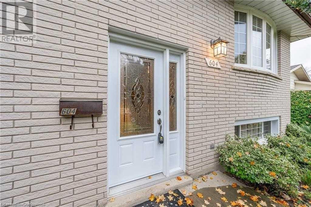 604 Glen Forrest Boulevard Unit# Upper, Waterloo, Ontario  N2L 4J8 - Photo 4 - 40678711