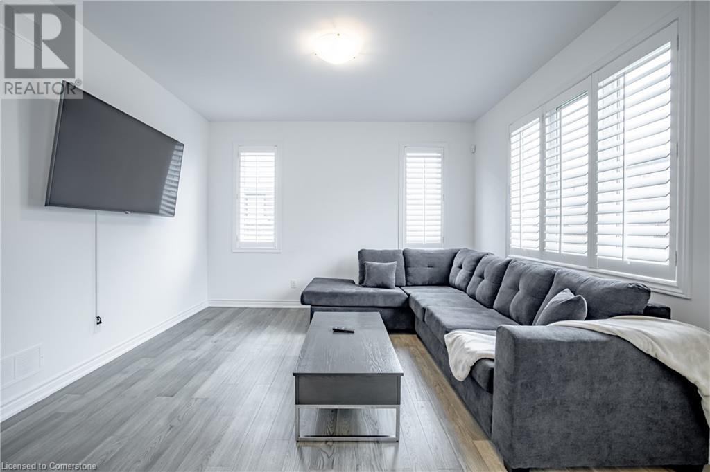 8101 Brookside Drive, Niagara Falls, Ontario  L2H 3T9 - Photo 15 - 40679370