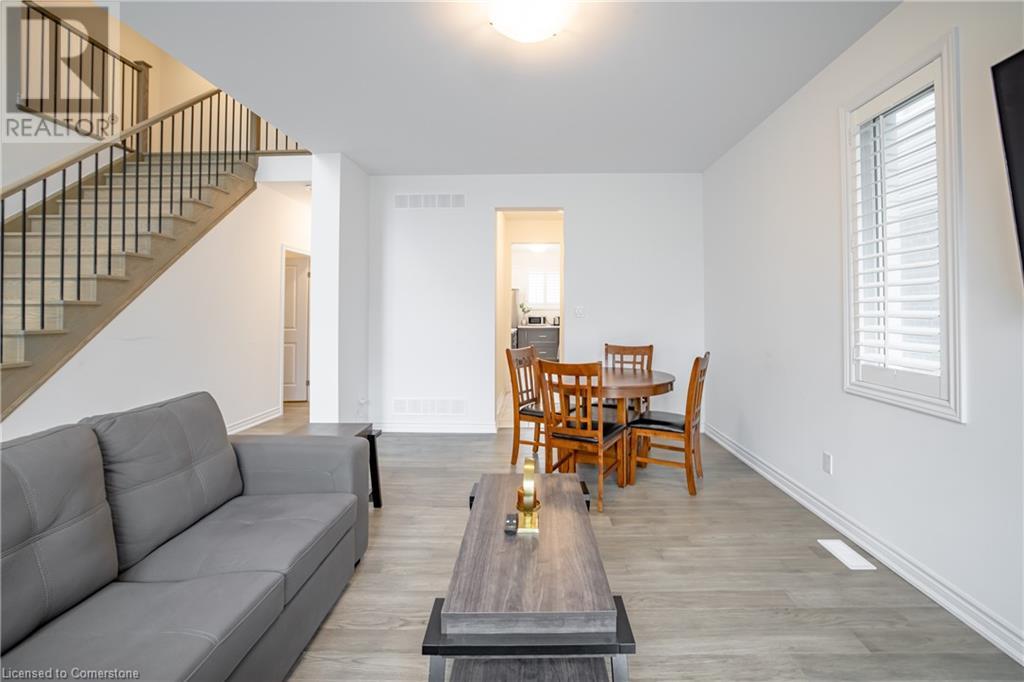 8101 Brookside Drive, Niagara Falls, Ontario  L2H 3T9 - Photo 7 - 40679370