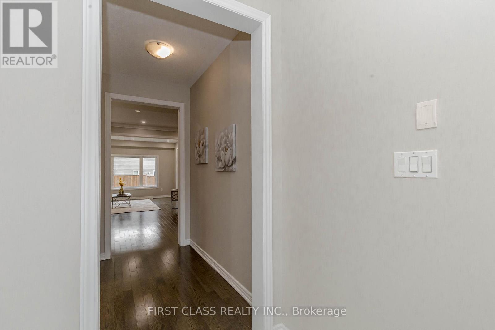 Property at 24 WEATHERALL AVENUE image 4