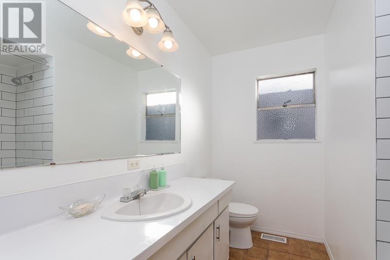 5884 Ormidale Street, Vancouver, British Columbia  V5R 4R3 - Photo 17 - R2938144